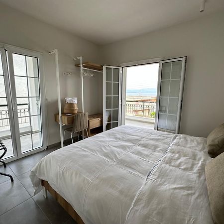Villa Eleni Greece - Wonderful Sea View Studios Nea Roda Buitenkant foto