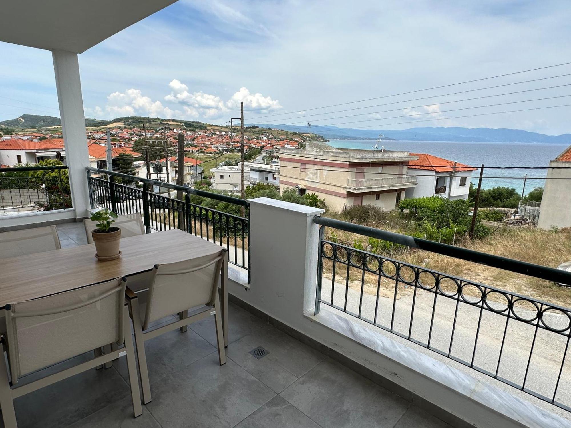 Villa Eleni Greece - Wonderful Sea View Studios Nea Roda Buitenkant foto